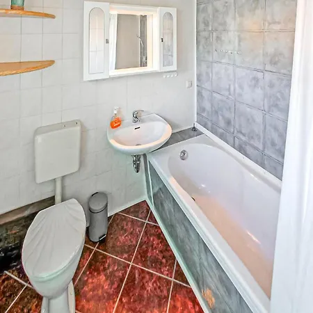 Mirow Ot Apartment Qualzow